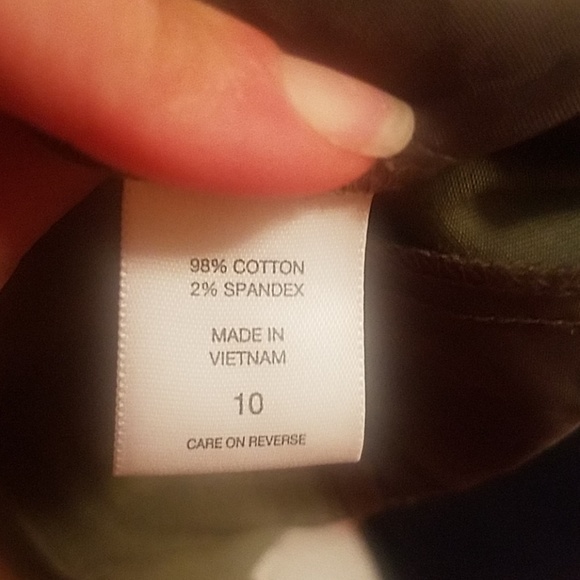 The pants you need and want in your closet - Picture 3 of 3